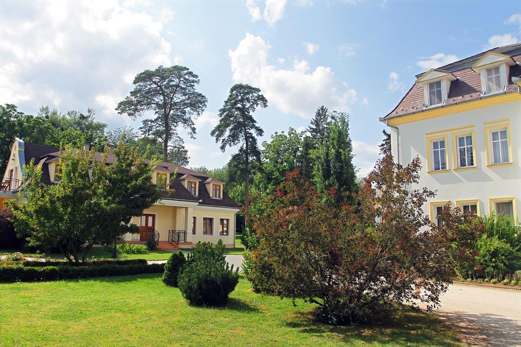 Batthyany Kastelyszallo Zalacsany Bagian luar foto